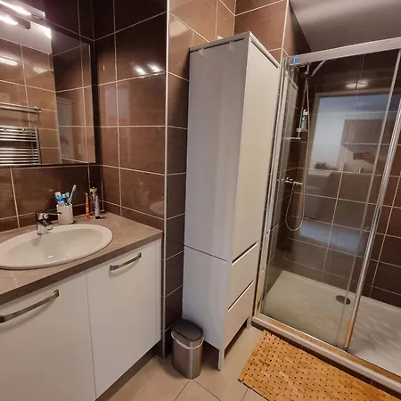 Daire Luchon Superbe 8 Places 80m2 Vue Montagne 180